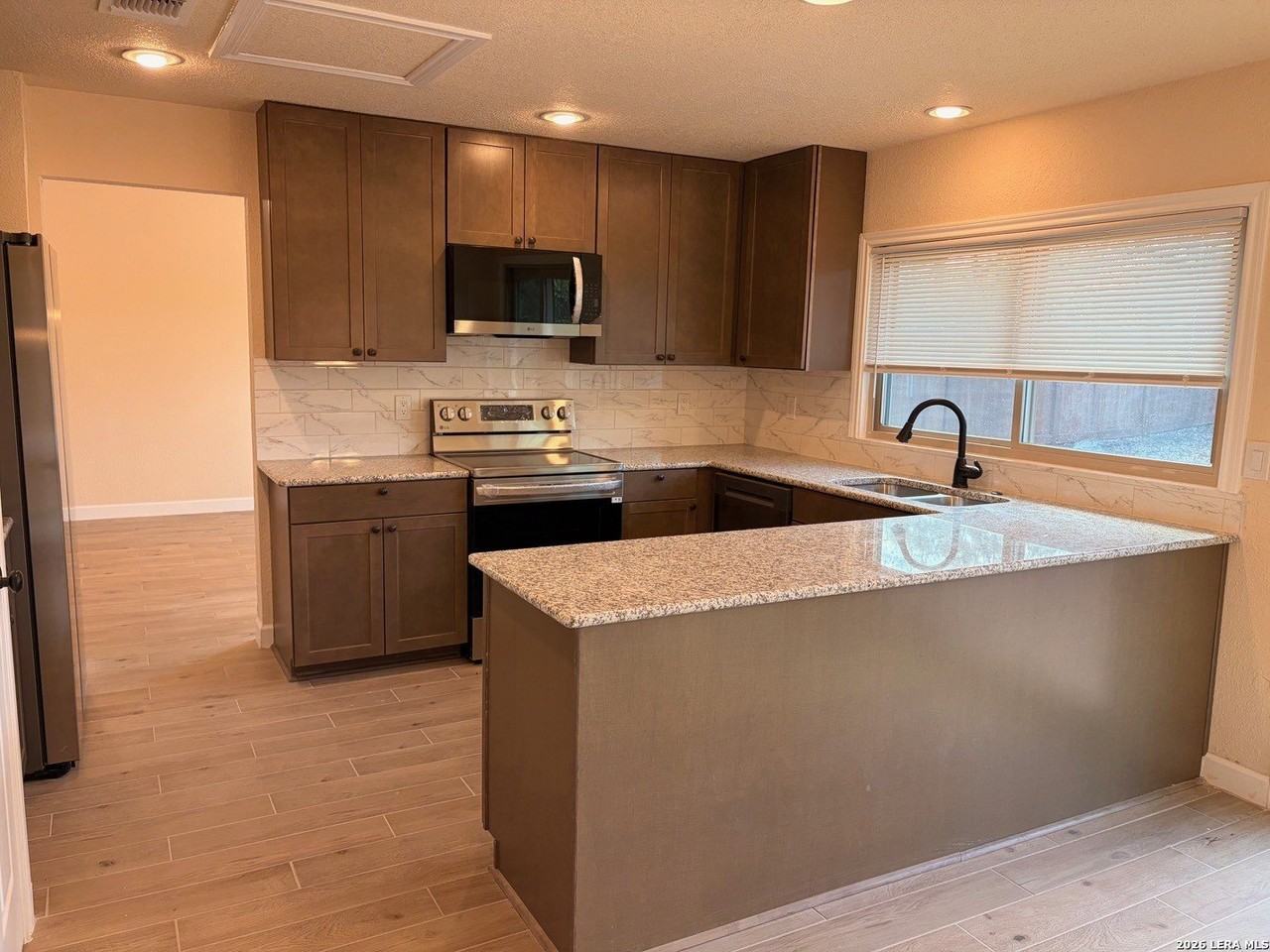 6311 Maricopa - Photo 5 of 18