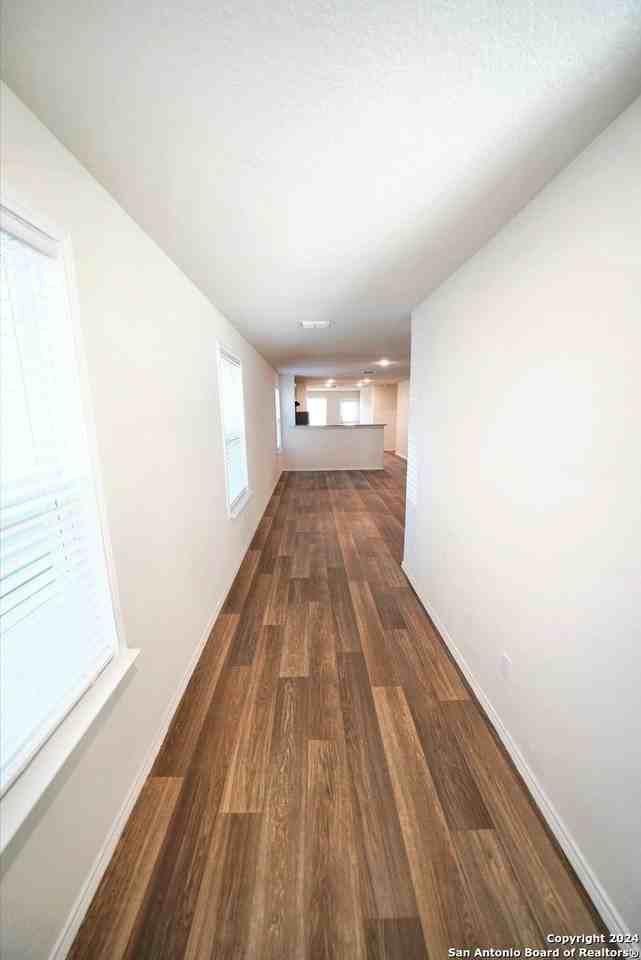 815 Retama Pass - Photo 7 of 40