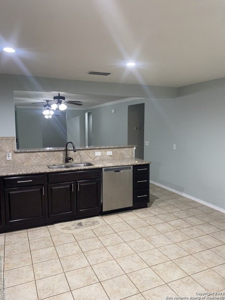 12815 Sand Holly - Photo 5 of 39