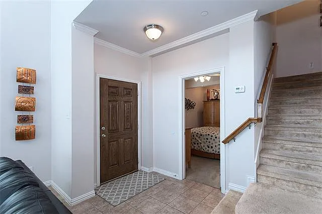 4601 Penelope Ln - Photo 2 of 18