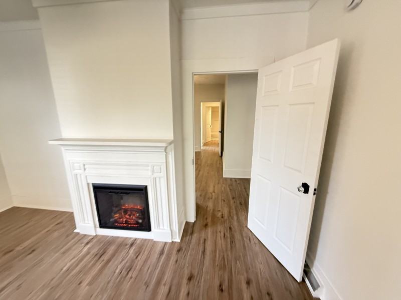 1051 Elk St - Photo 3 of 18