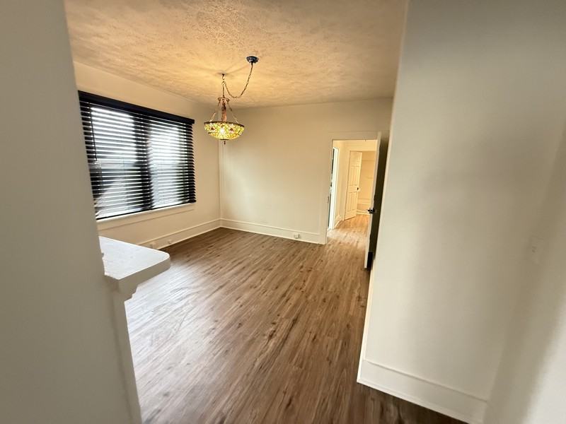 1051 Elk St - Photo 4 of 18