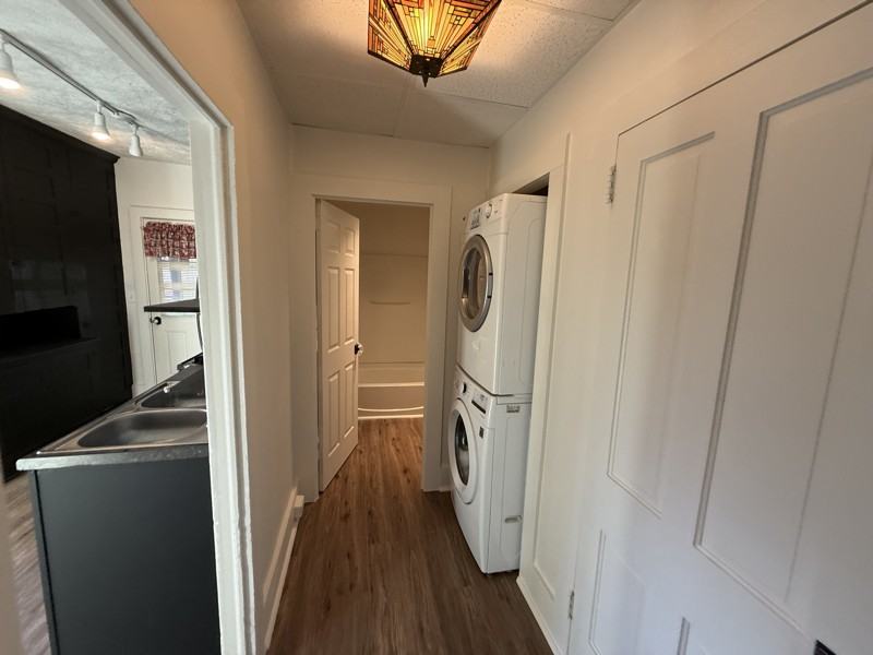 1051 Elk St - Photo 5 of 18