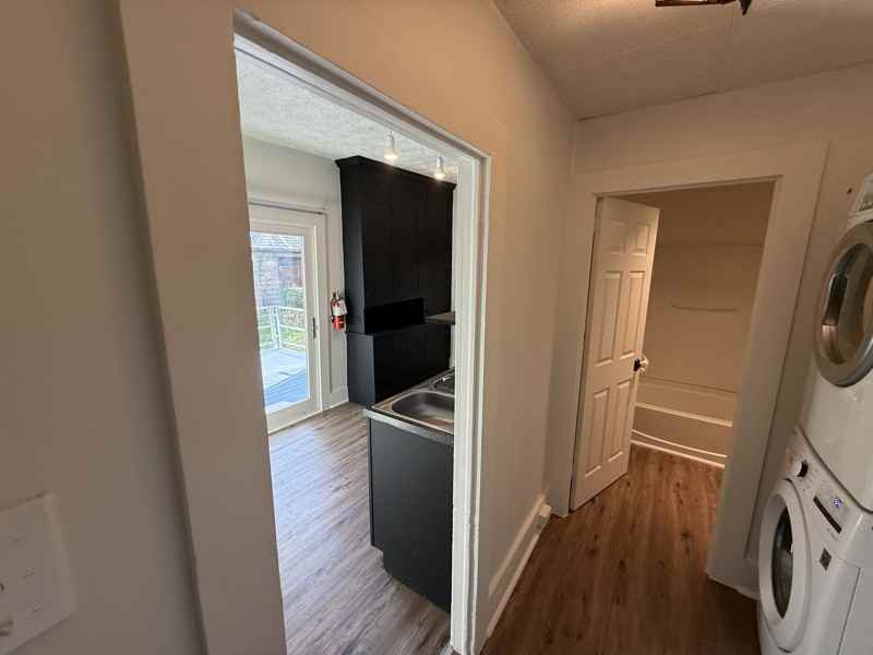 1051 Elk St - Photo 7 of 18