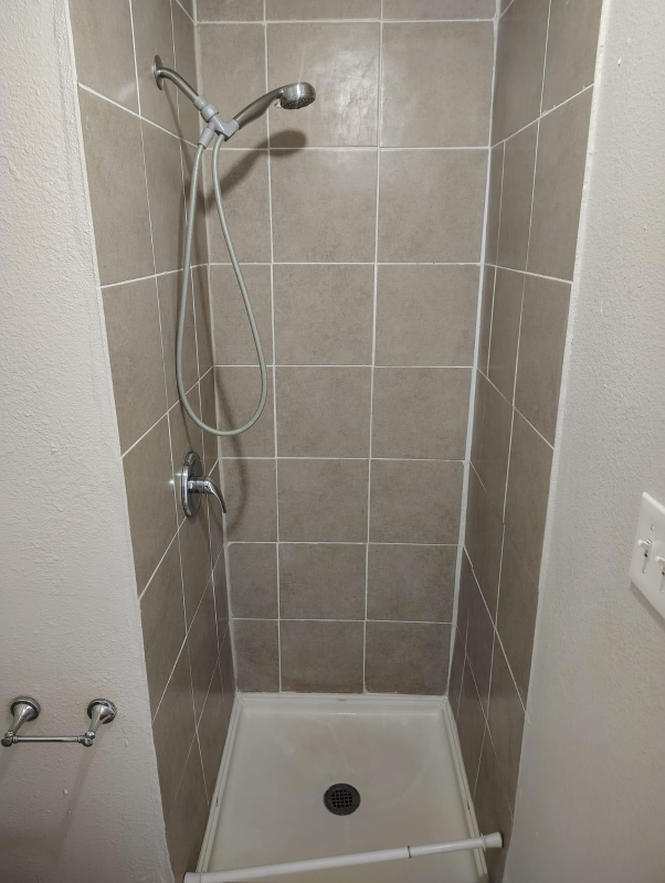 7509 Touchstone St #B - Photo 4 of 10