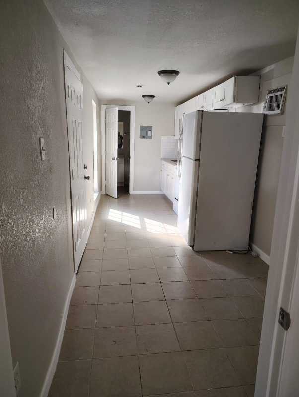 7509 Touchstone St #B - Photo 5 of 10