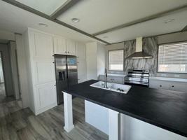 featured image of 90 Peach St