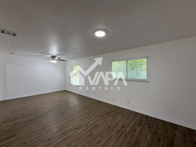 5507 Prairie Flower Dr - Photo 4 of 18