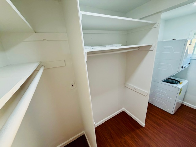 300Th Block E. Emerson Street - Photo 3 of 7