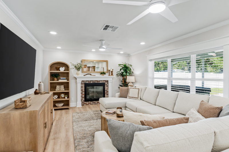 12805 Mia Cir - Photo 3 of 20