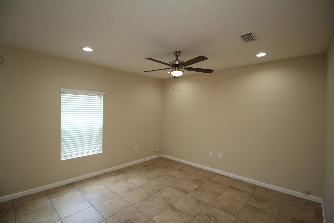 2208 Attilburgh Blvd - Photo 5 of 28