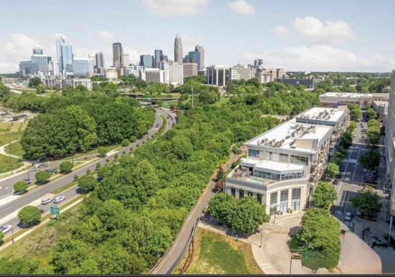 1133 Metropolitan Ave #203 - Photo 6 of 22