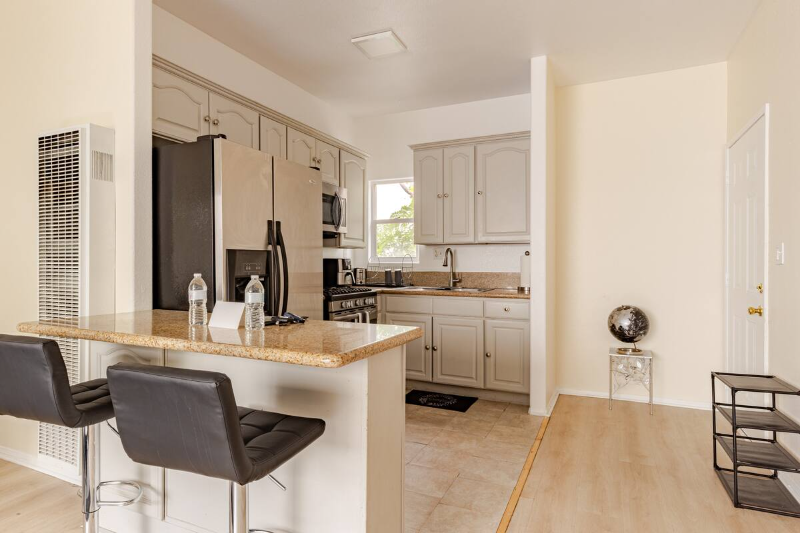 4218 Dalton Ave - Photo 5 of 20