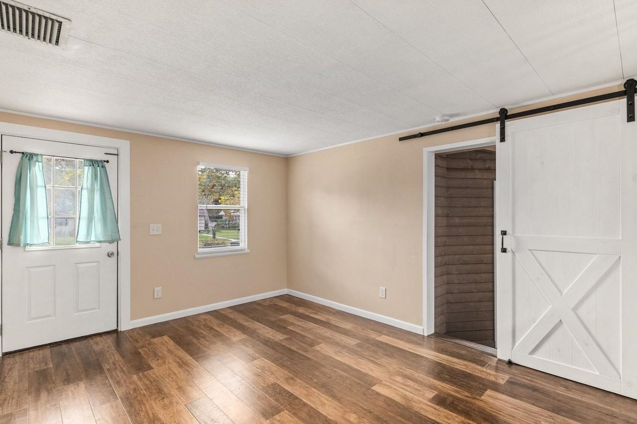 68 Angelo Ln - Photo 2 of 12