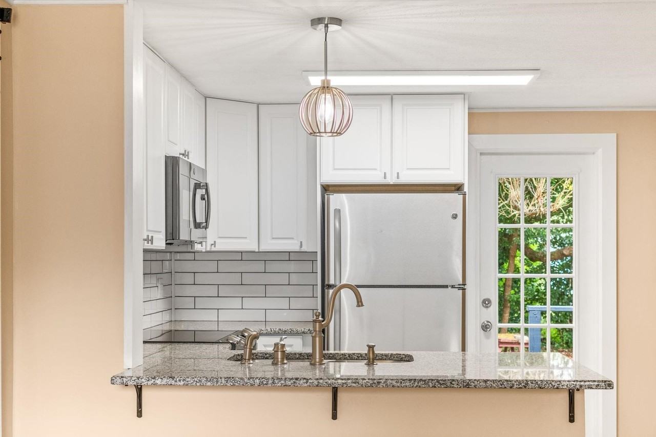 68 Angelo Ln - Photo 4 of 12