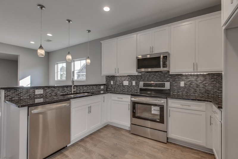 2132 Gracie Bug Loop - Photo 3 of 20