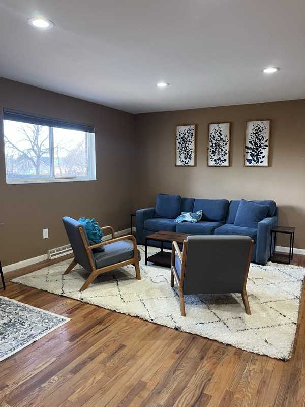 355 Gray St - Photo 5 of 14