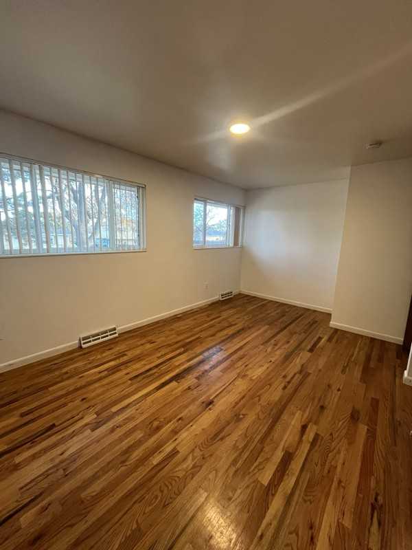 355 Gray St - Photo 7 of 14