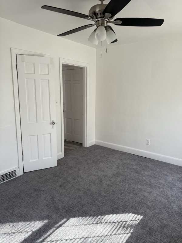 318 Macon Ave - Photo 7 of 7