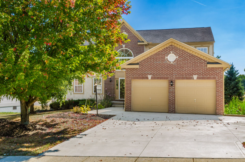 3902 Rivers Run Dr - Photo 4 of 50