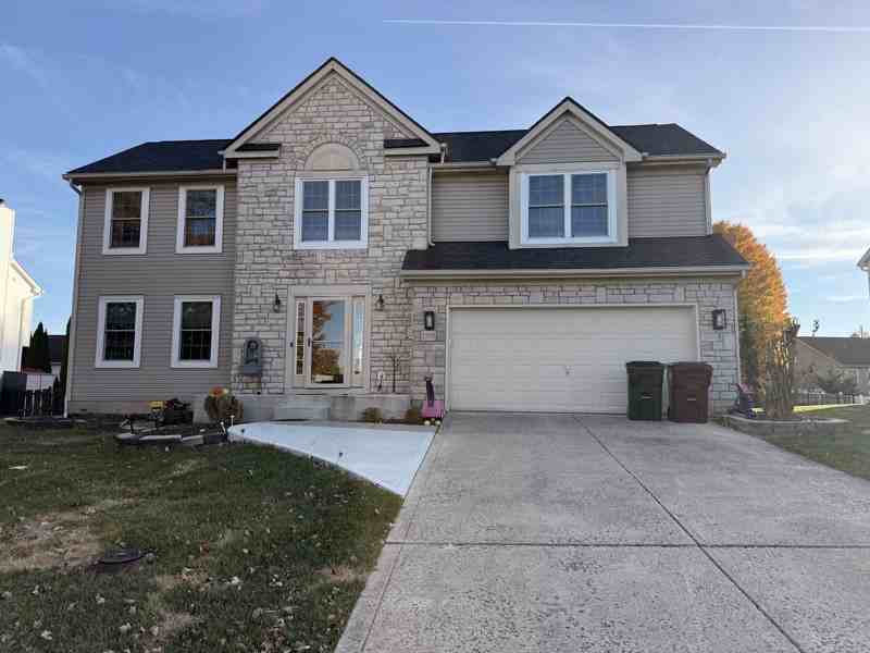 2298 Maxwell Ave - Photo 3 of 38