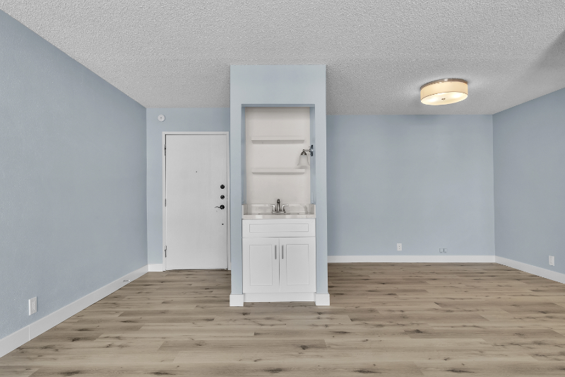 725 N Royal Crest Cir #237 - Photo 7 of 24