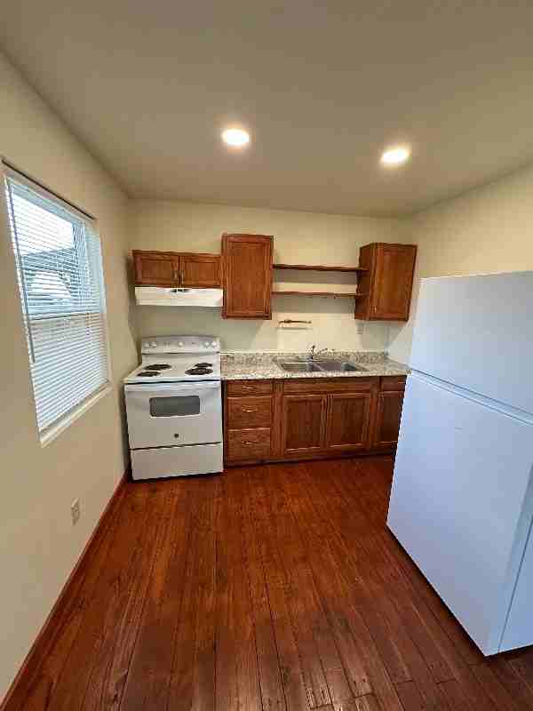 10024 Wrangler Way #B - Photo 2 of 5