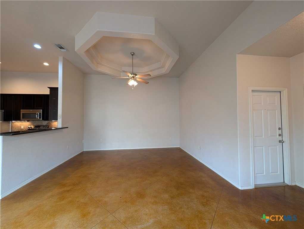229 Anne Louise Dr - Photo 2 of 24