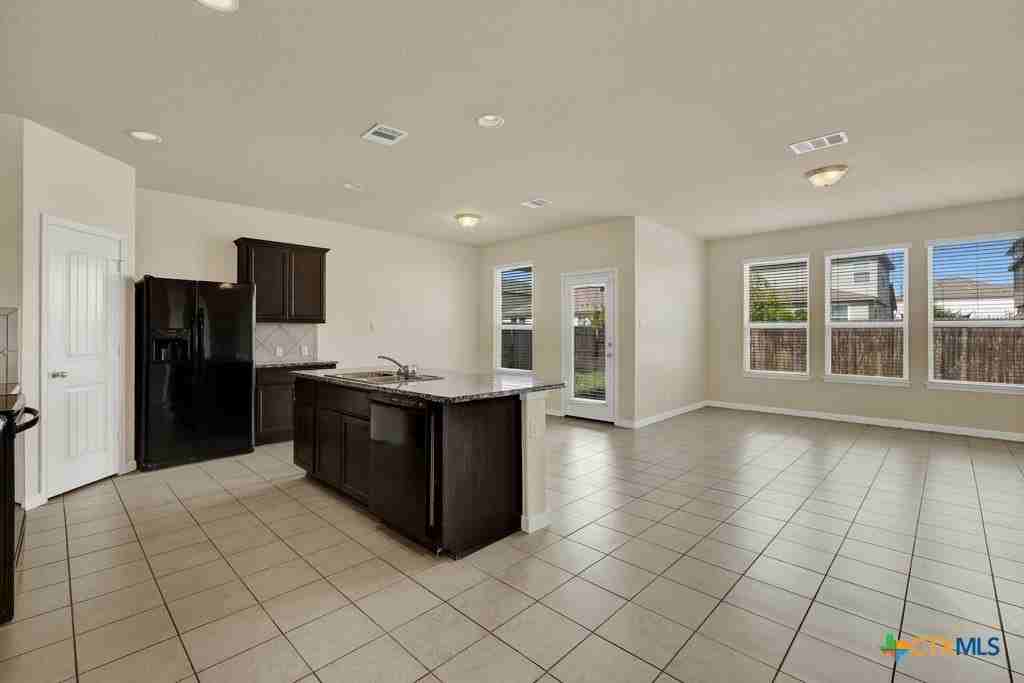 1355 Fall Cover - Photo 3 of 22