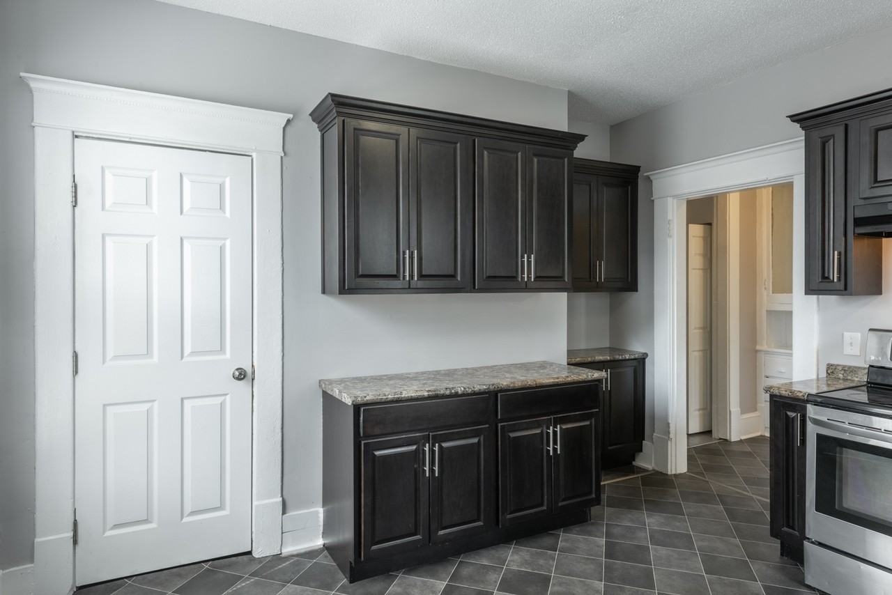 808 E Martin Luther King Blvd #810 - Photo 4 of 12