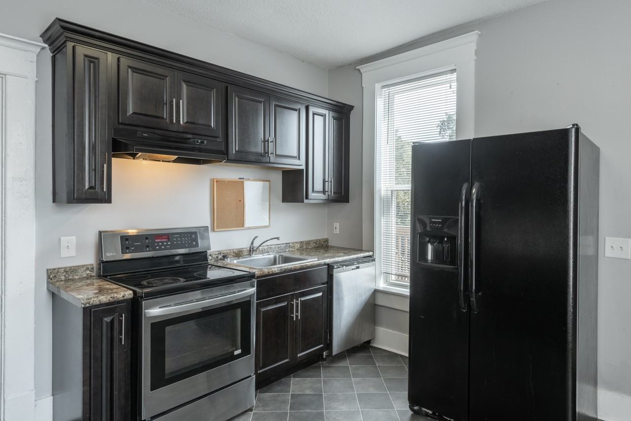 808 E Martin Luther King Blvd #810 - Photo 5 of 12