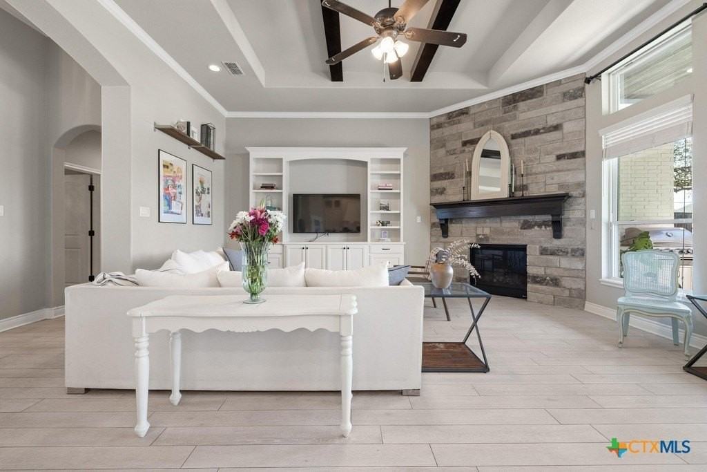 1745 Alta Vista Loop - Photo 7 of 34