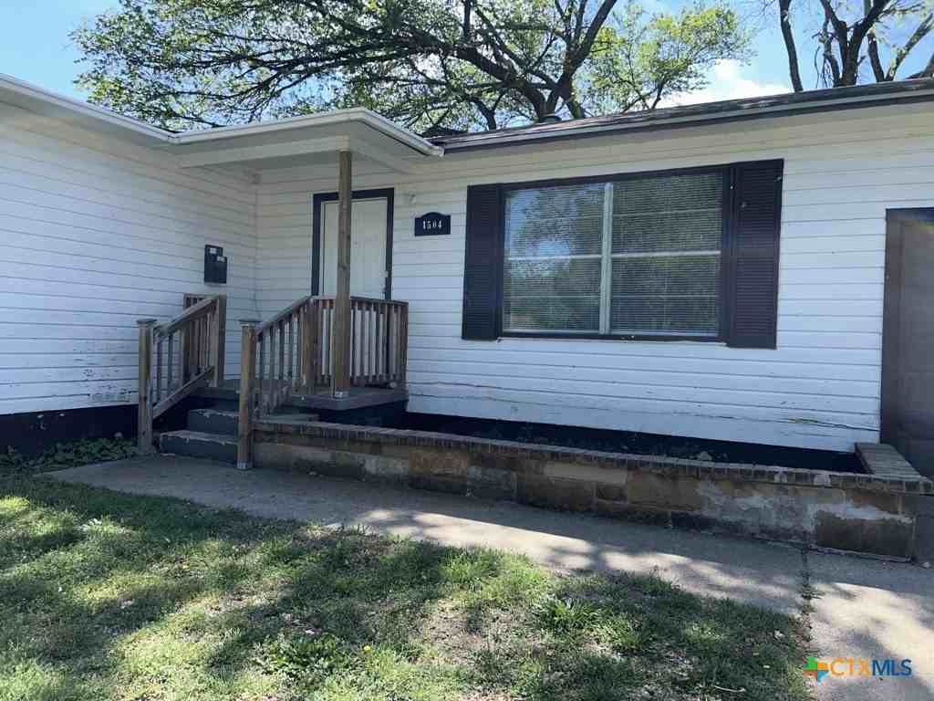 1504 Redondo Dr - Photo 2 of 15