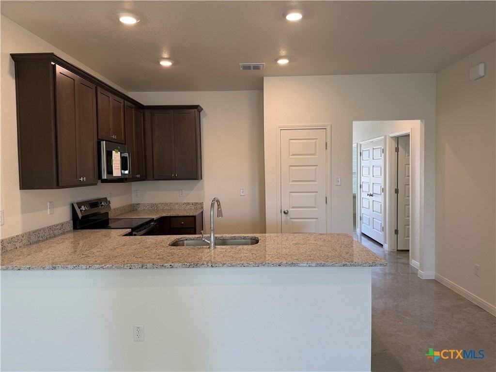 2011 Bear Grass Ridge Rd #A - Photo 5 of 15