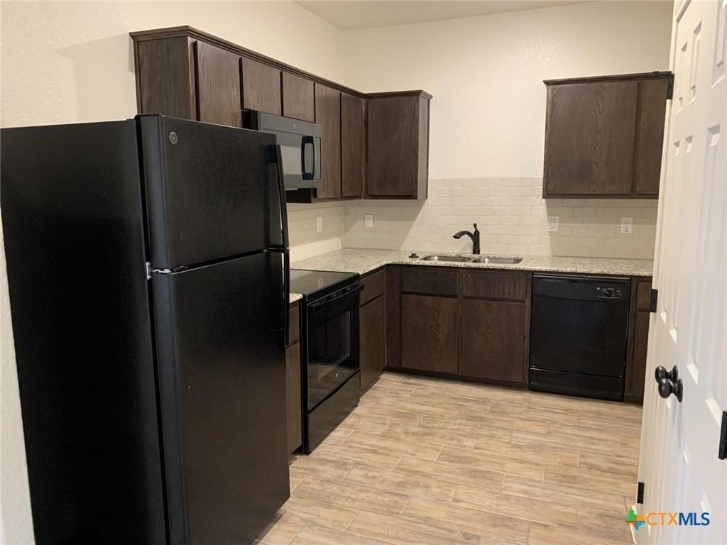 2412 Alterman Dr Unit B - Photo 5 of 14