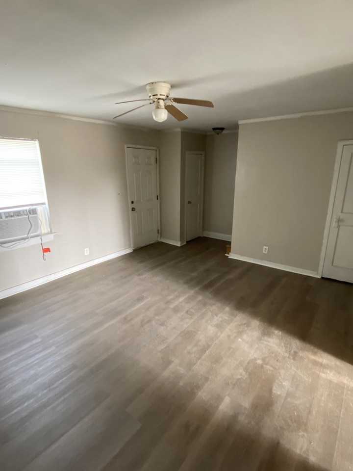 2303 N Louis St #2305 - Photo 4 of 14