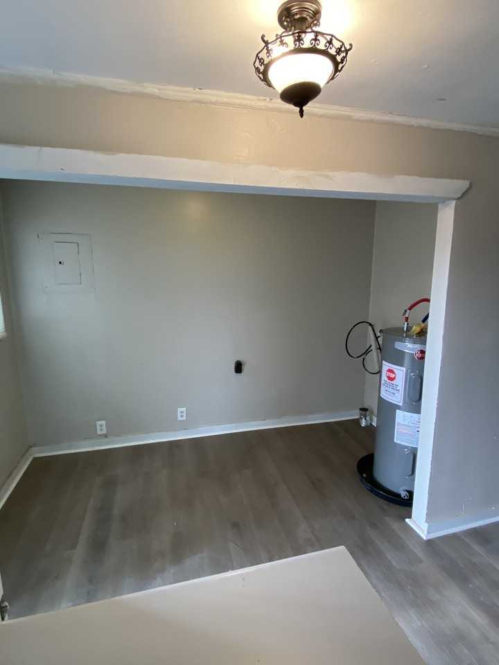 2303 N Louis St #2305 - Photo 7 of 14