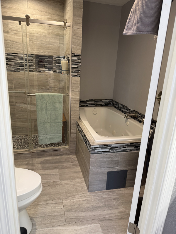 2642 N 62nd St - Photo 7 of 14