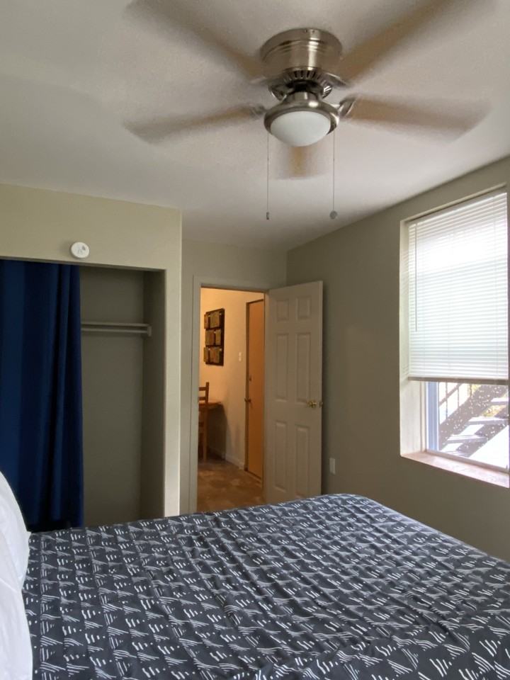 1701 Brownsville Rd #1 - Photo 5 of 16