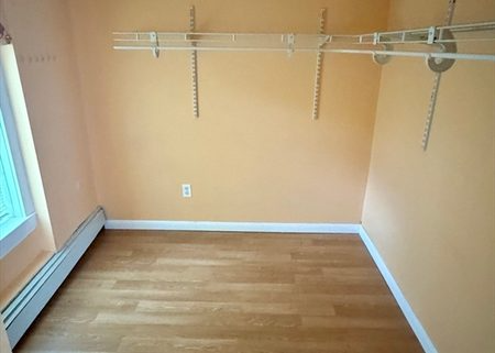 500 Noway Street - Photo 4 of 8