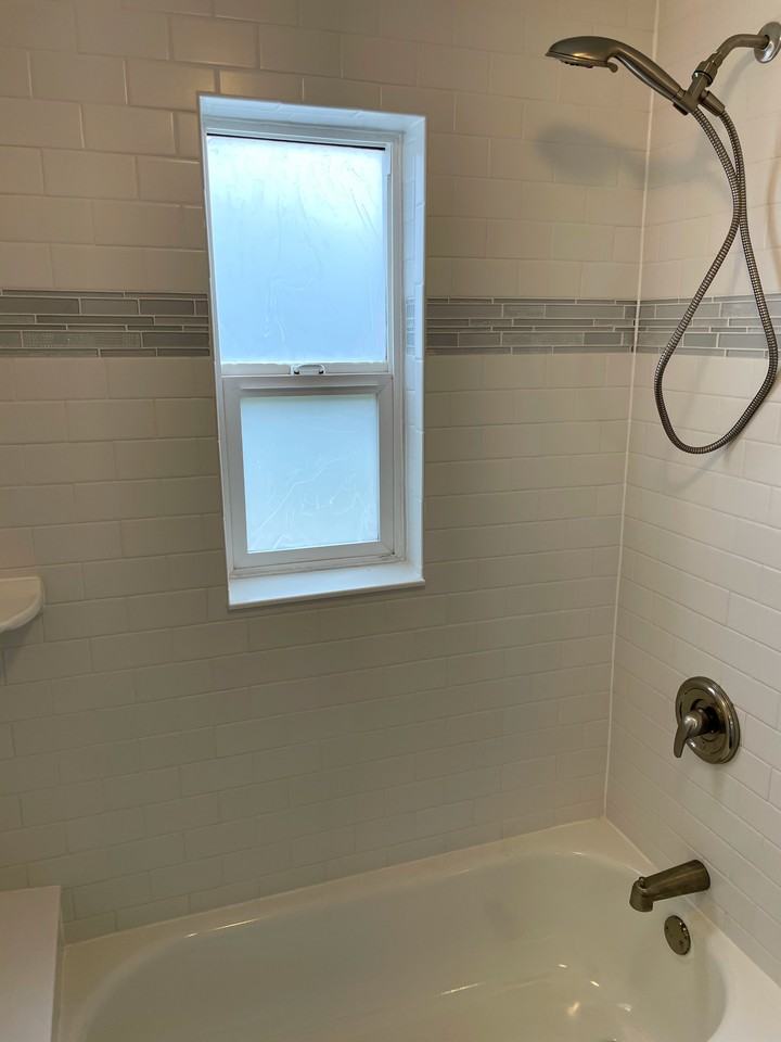 323 N Spruce St - Photo 2 of 19