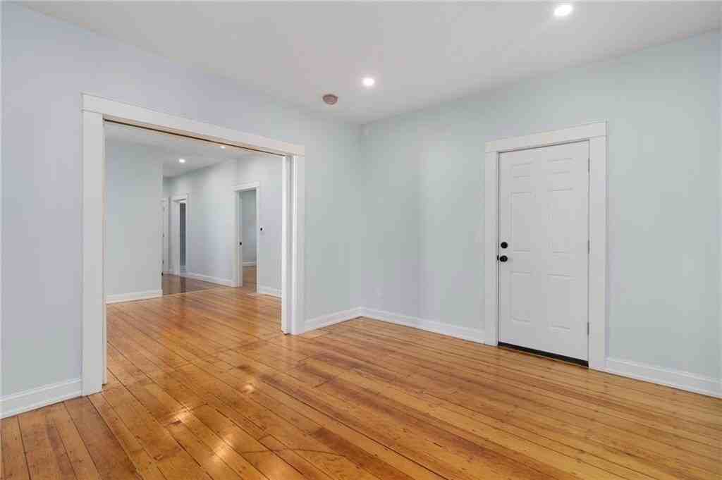 43 E George St Unit 1 - Photo 3 of 16