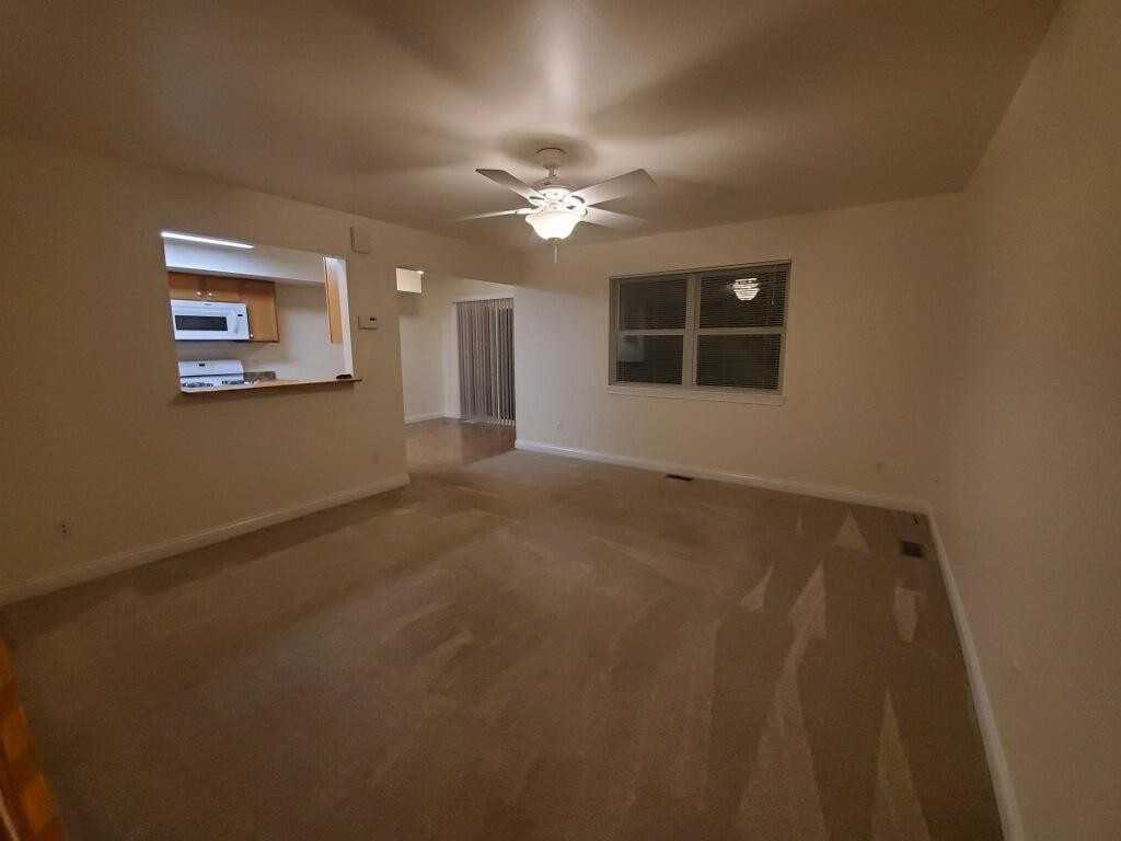 915 S 20th St - Photo 2 of 20