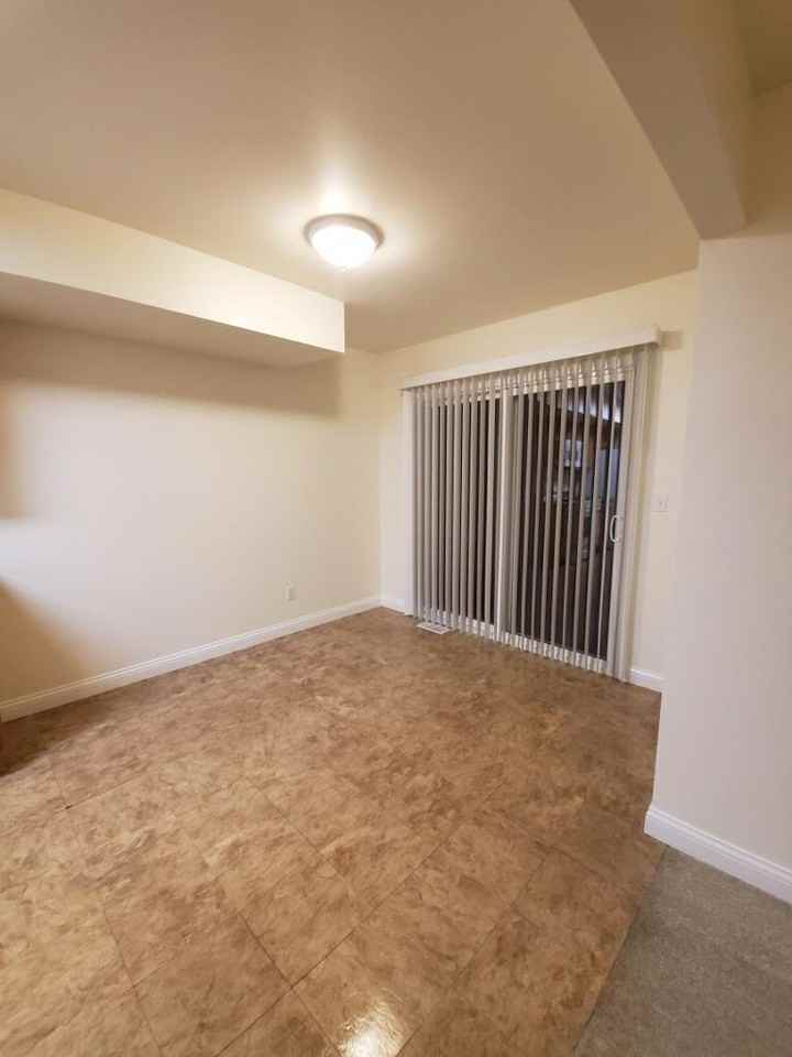 915 S 20th St - Photo 6 of 20