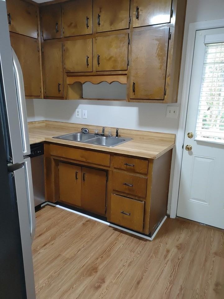 1886 Nicklaus Ct Apt D - Photo 6 of 11