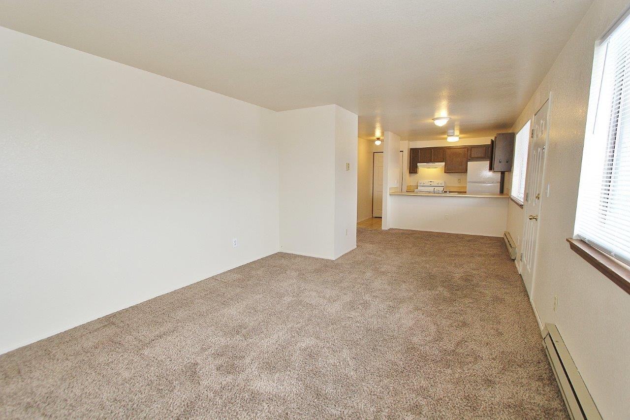 1576 W Sandalwood Dr - Photo 7 of 19