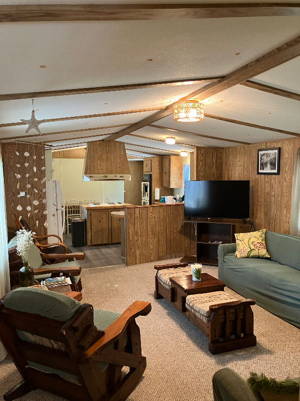 1228 Chokoloskee Dr - Photo 3 of 20