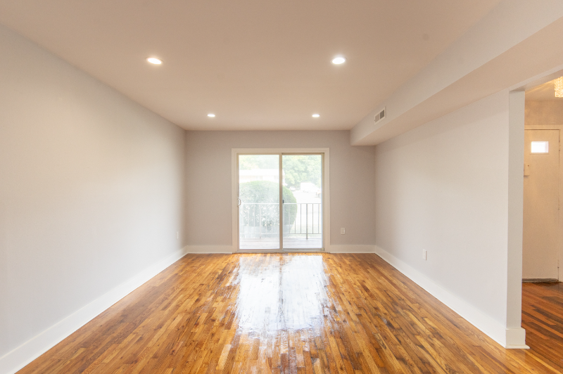 1903 Country Ln #2207 - Photo 5 of 9