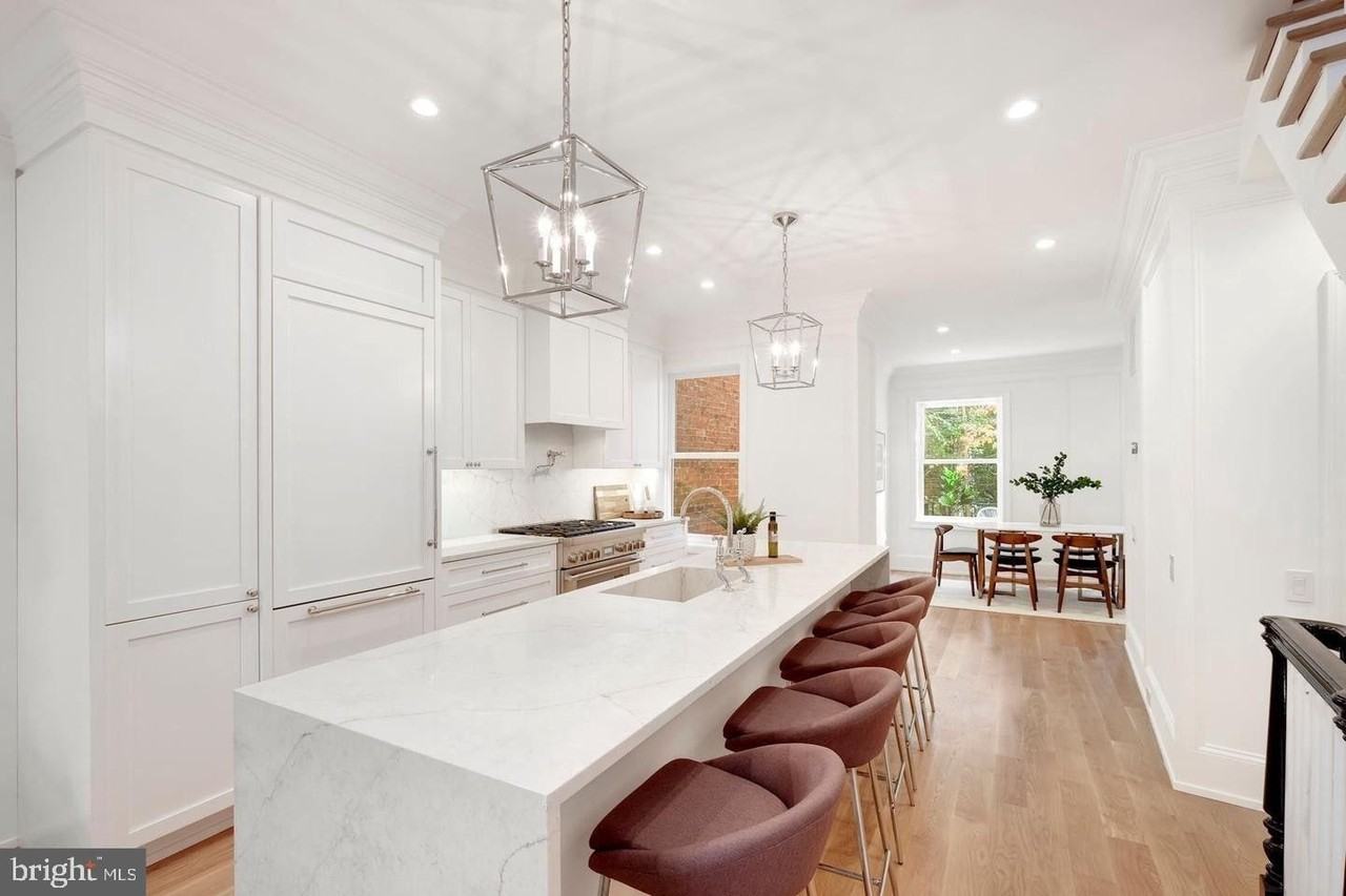 1421 27th St Nw - Photo 5 of 22