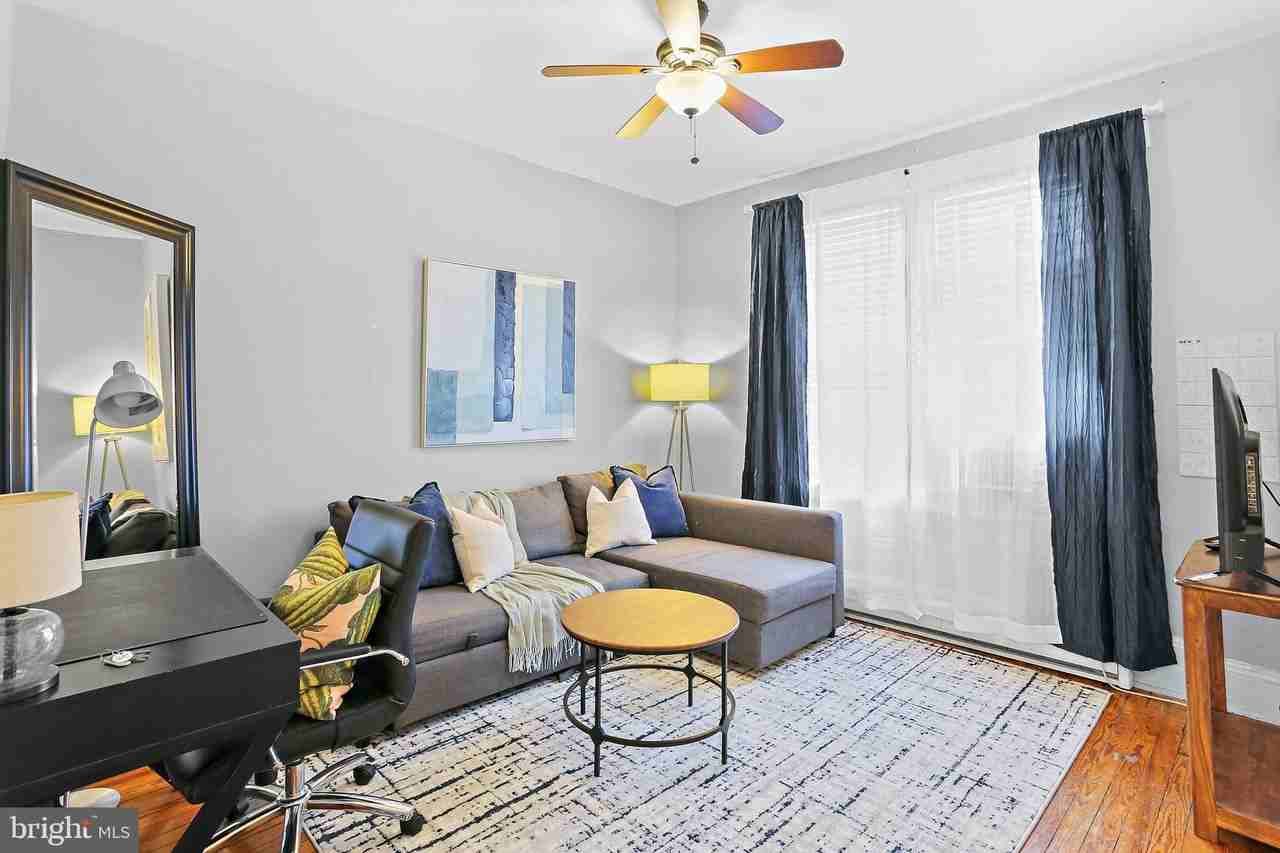 1211 33rd St Nw #1 - Photo 5 of 18